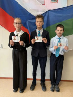 В начальной школе «Росток» сегодня сияли не только глаза учеников, но и золотые знаки отличия ГТО