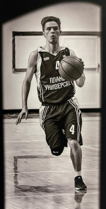 В городе открыли турнир по баскетболу памяти командира отделения штурмовой роты Сергея Быкова.