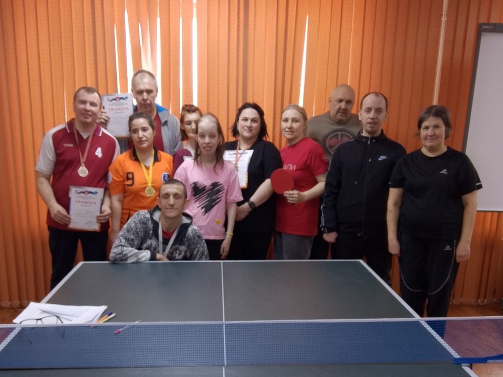 8 теннис инвалиды.jpg