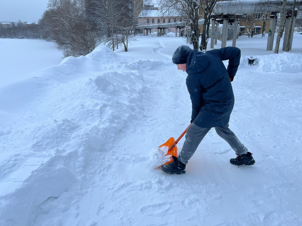 3 Юность памятник.jpg