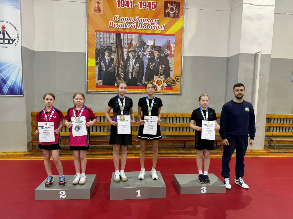 02 настольный теннис.jpg