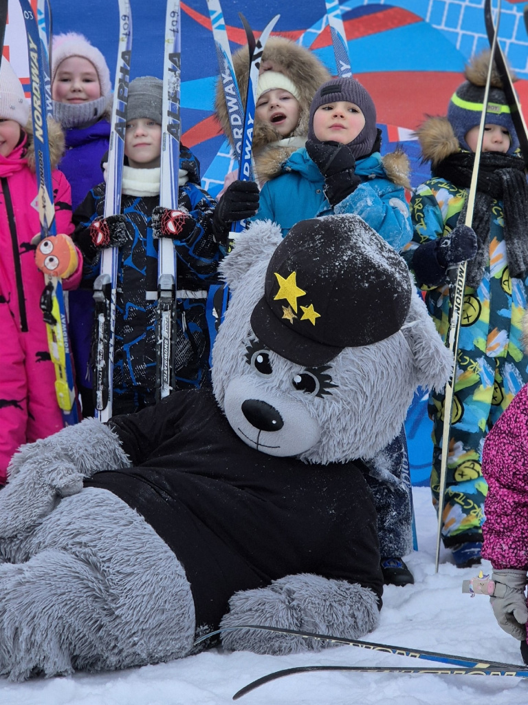 05 лыжи дети.jpg