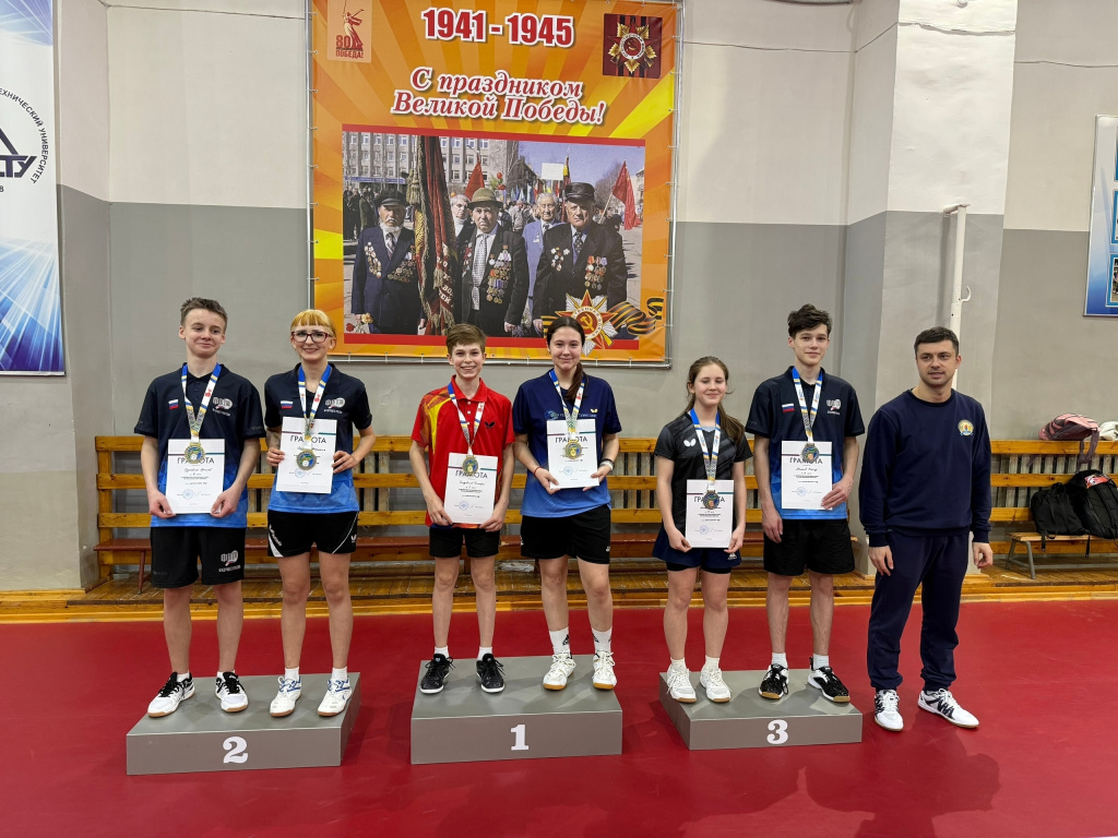 06 настольный теннис.jpg